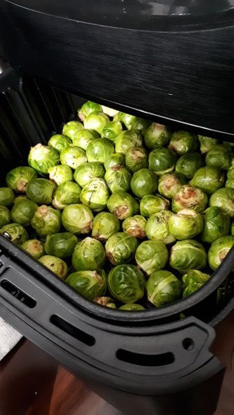 air fryer brussel sprouts with garlic balsamic and soy